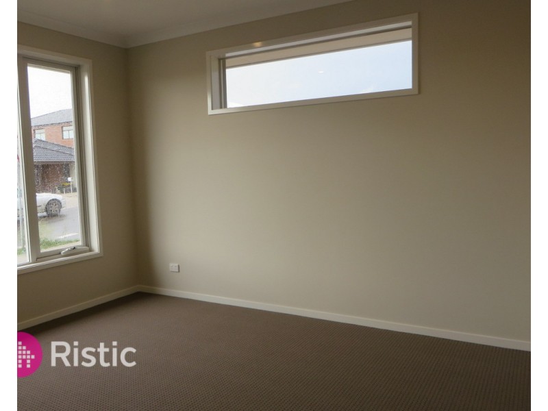 41 Newington Parade, Mernda VIC 3754