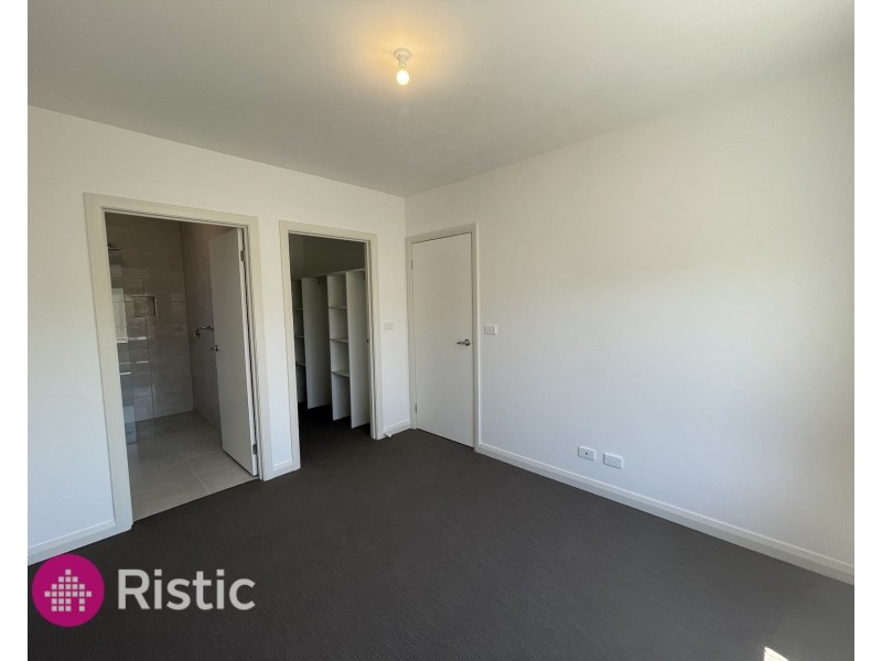 3/5 Tooth Court, Mill Park VIC 3082