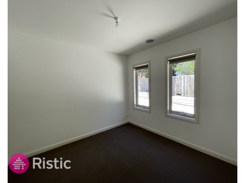 3/5 Tooth Court, Mill Park VIC 3082