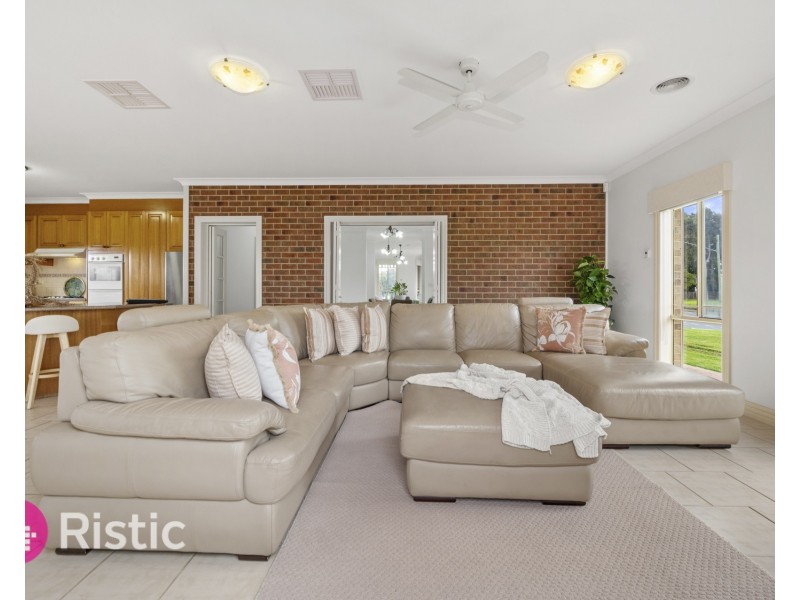 1 Barnard Court, Epping VIC 3076