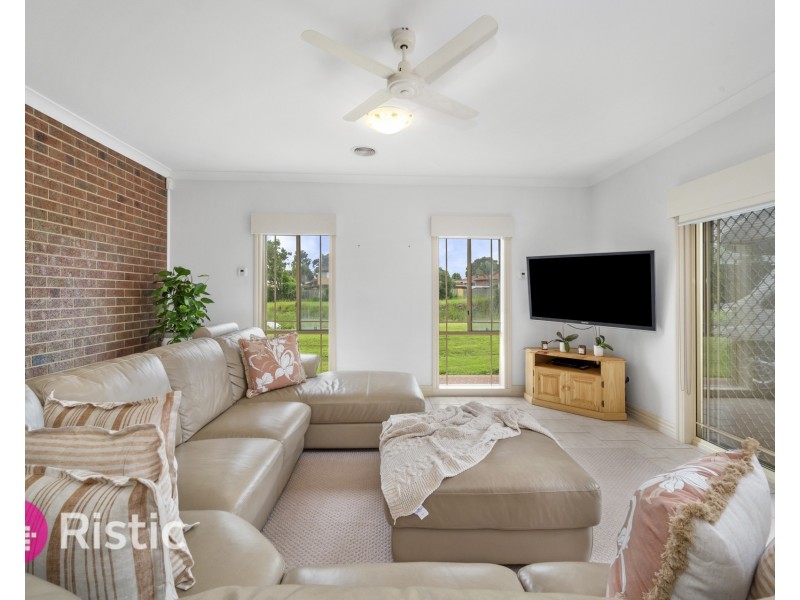 1 Barnard Court, Epping VIC 3076