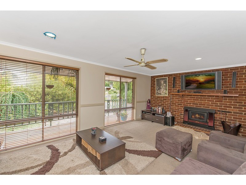 27 Bonnie View Court, Wandong VIC 3758