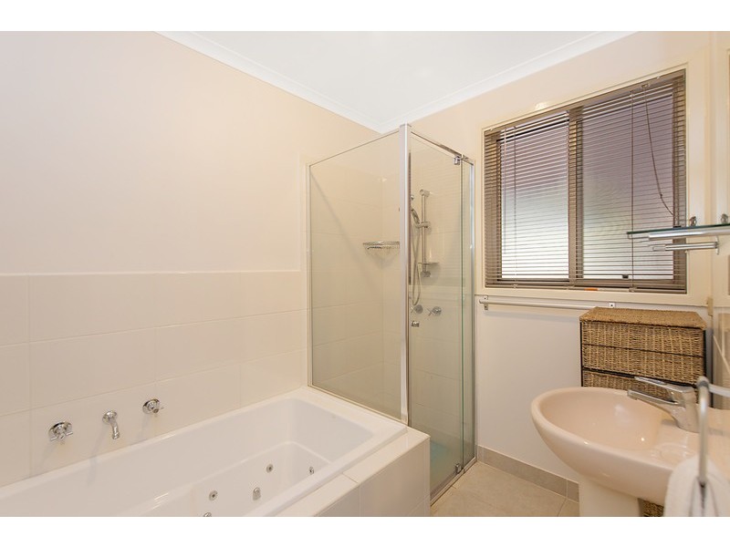 27 Bonnie View Court, Wandong VIC 3758