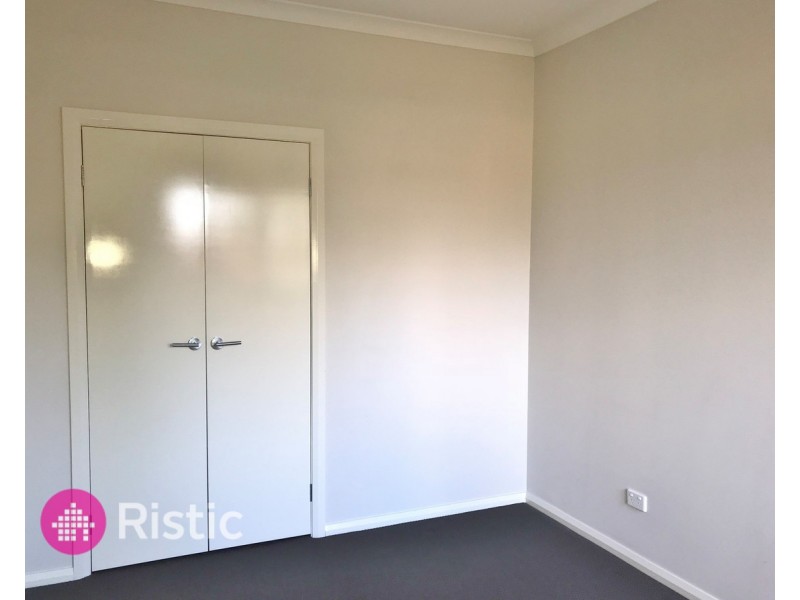 2 Deliza Walk, South Morang VIC 3752