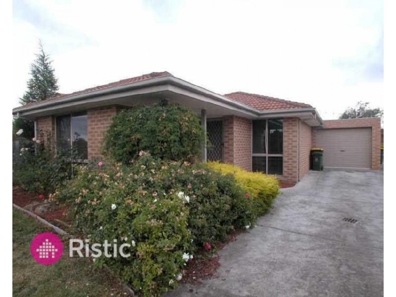 1/7 Lukin Court, Mill Park VIC 3082