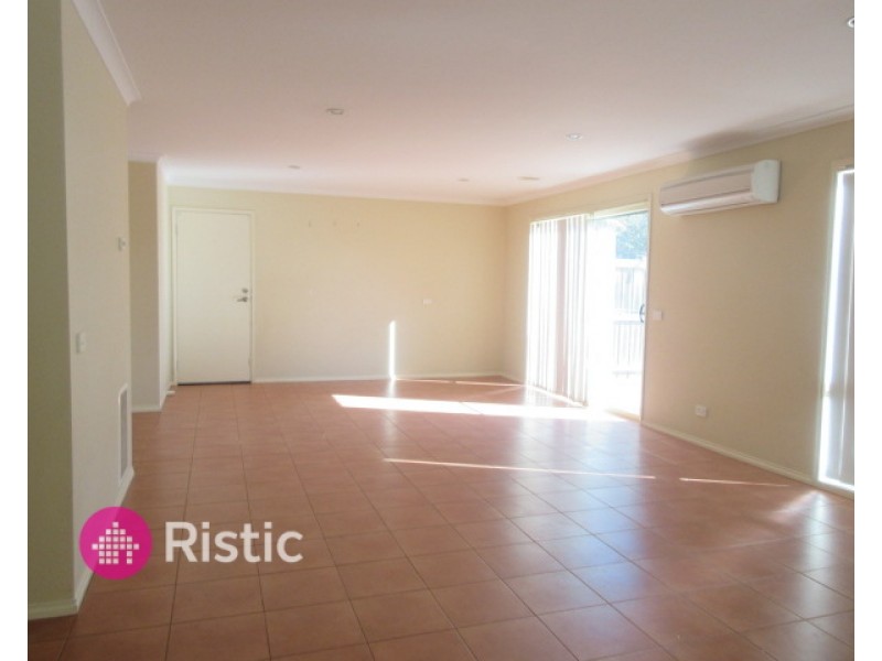 2 Province Grove, Doreen VIC 3754