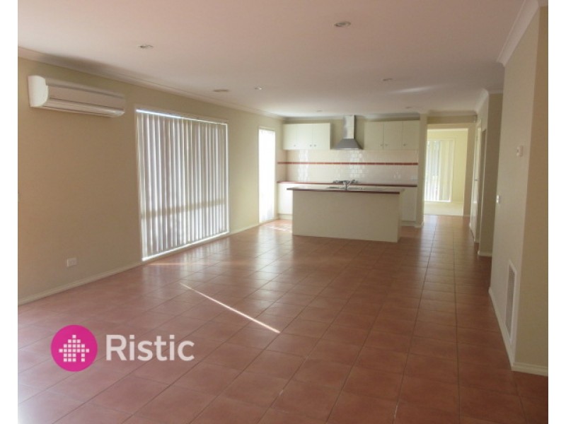 2 Province Grove, Doreen VIC 3754