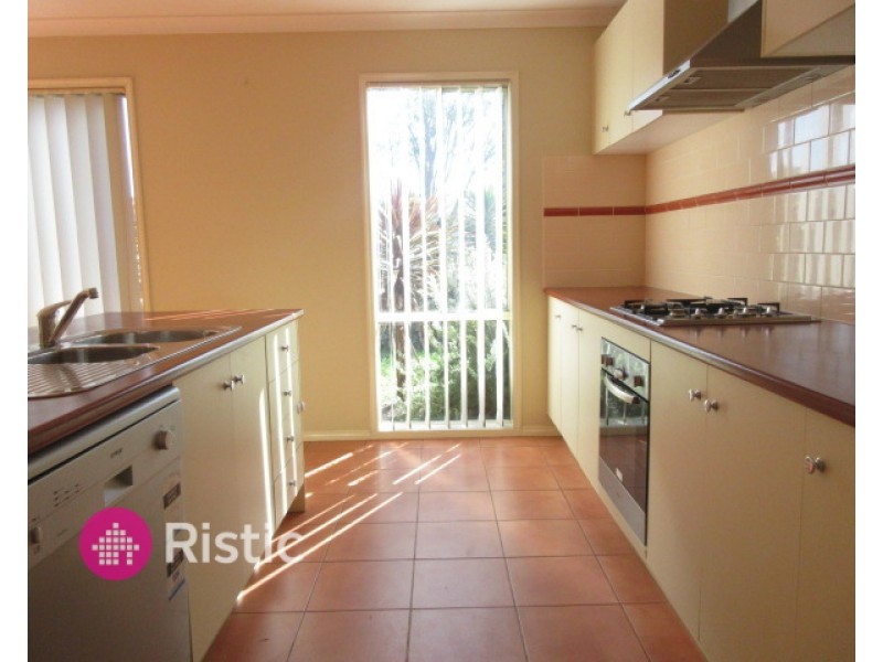 2 Province Grove, Doreen VIC 3754