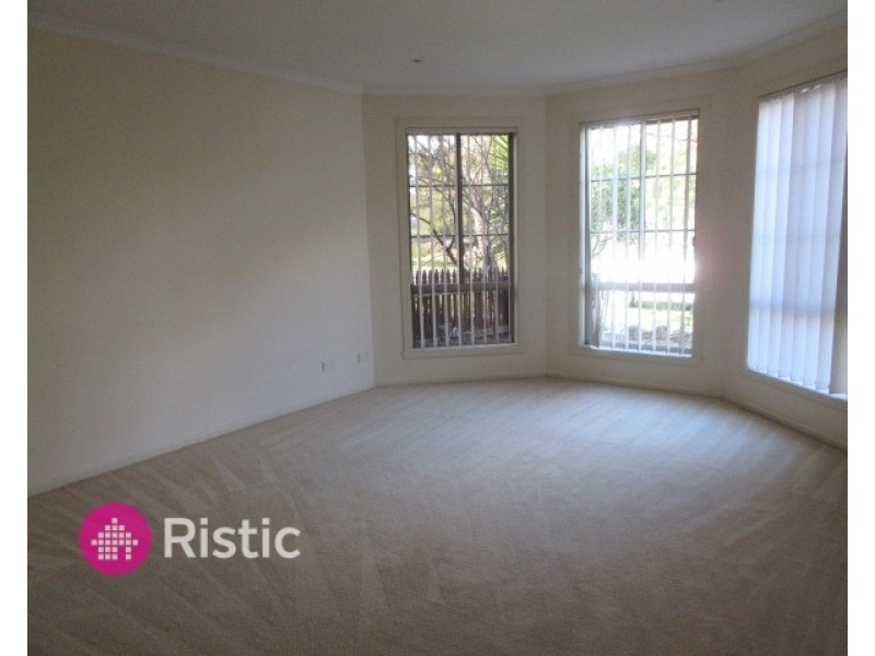 14 Belmont Way, Mill Park VIC 3082
