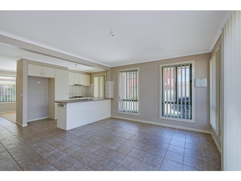 16 Pace Circuit, South Morang VIC 3752