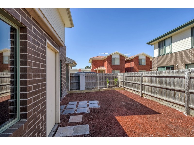 16 Pace Circuit, South Morang VIC 3752