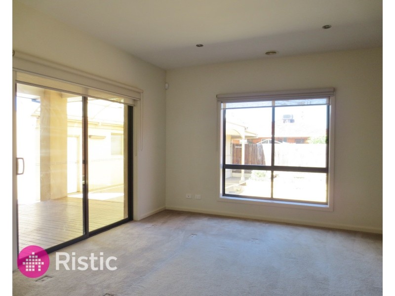 45 Kay Avenue, Lalor VIC 3075