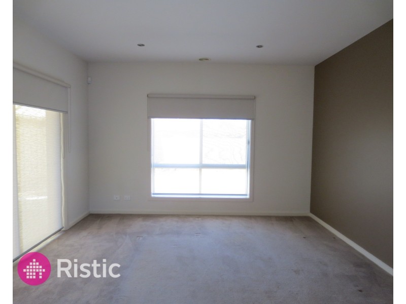 45 Kay Avenue, Lalor VIC 3075