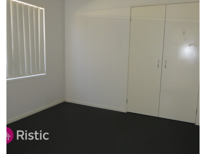13 Sanctum Circuit, Doreen VIC 3754