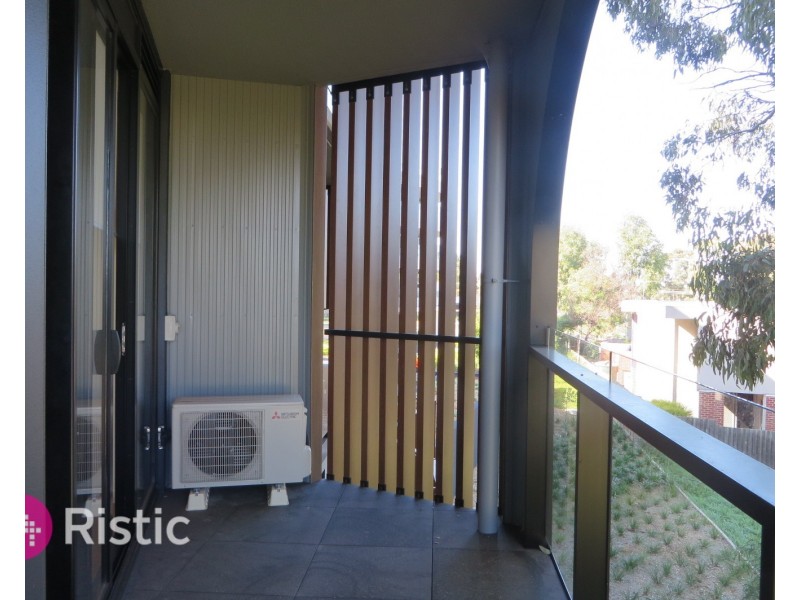 121C/3 Snake Gully Drive, Bundoora VIC 3083