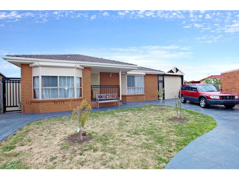 14 Henry Cable Court, Mill Park VIC 3082