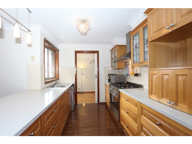 14 Henry Cable Court, Mill Park VIC 3082