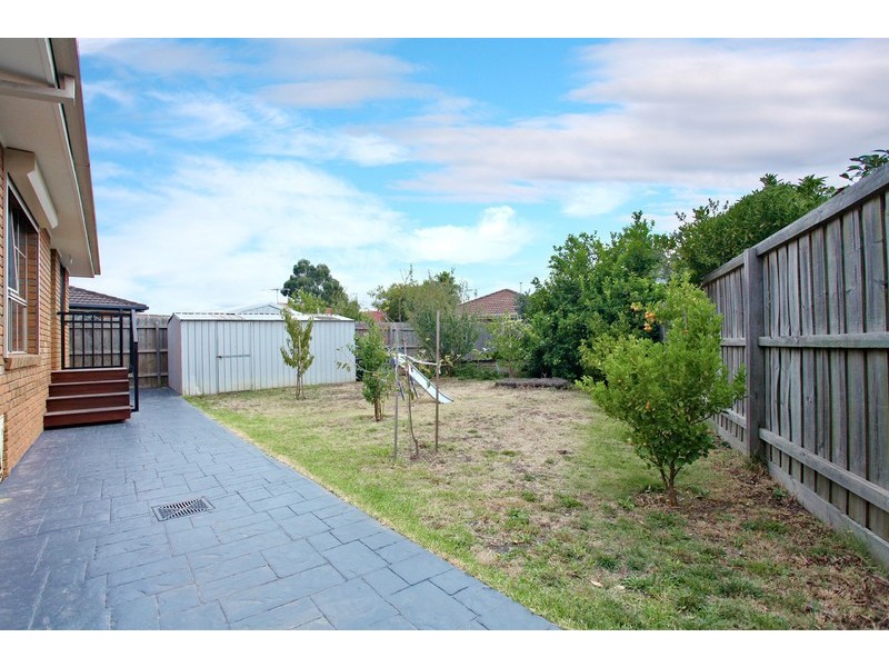 14 Henry Cable Court, Mill Park VIC 3082