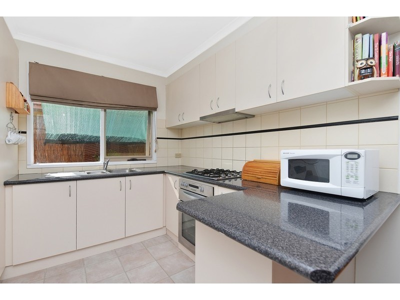 1/7 Clifford Close, Mill Park VIC 3082