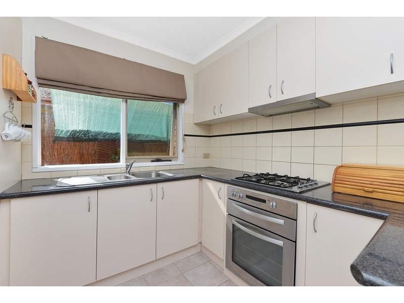 1/7 Clifford Close, Mill Park VIC 3082
