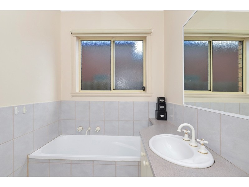 2/808 Plenty Road, South Morang VIC 3752