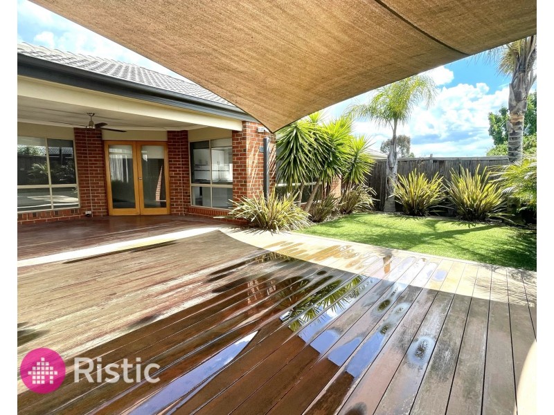 14 Breenview Place, Doreen VIC 3754
