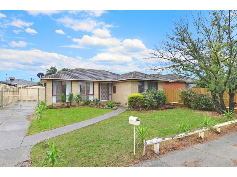 19 Greenbrook Drive, Epping VIC 3076