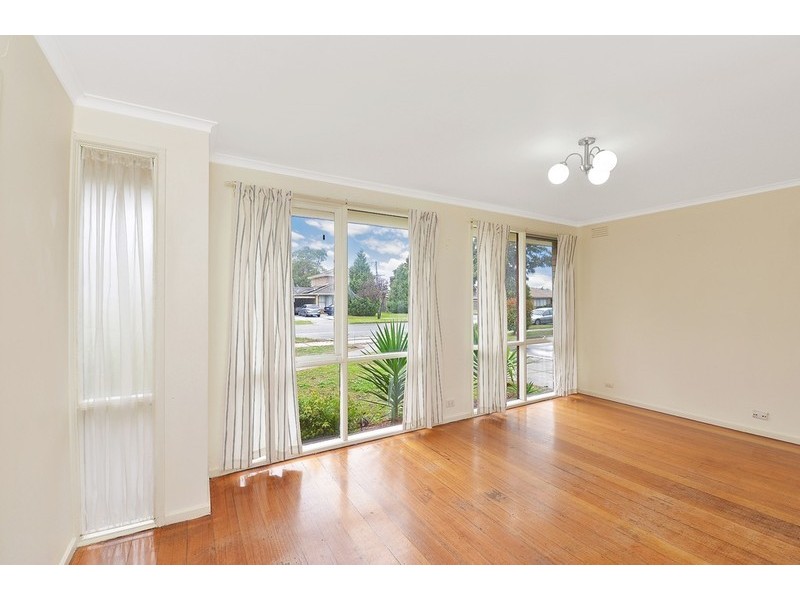 19 Greenbrook Drive, Epping VIC 3076