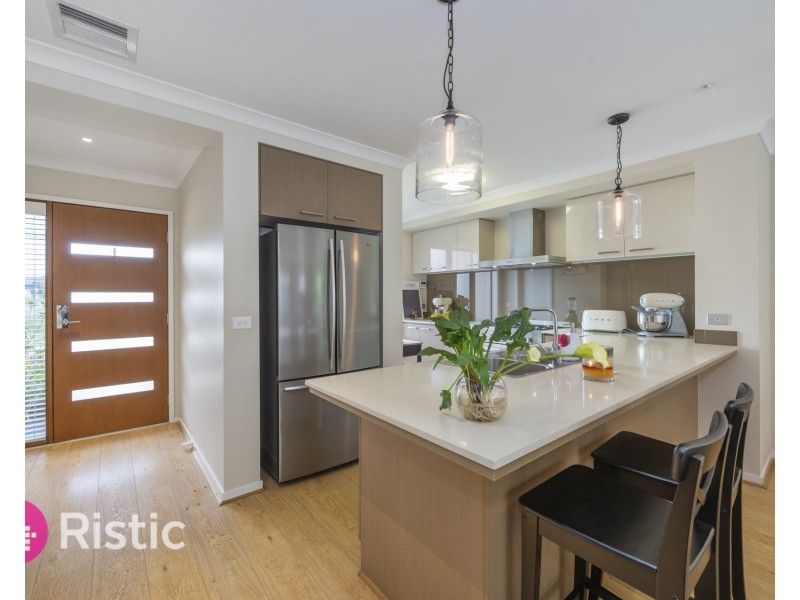 10 Etherington Drive, Mernda VIC 3754