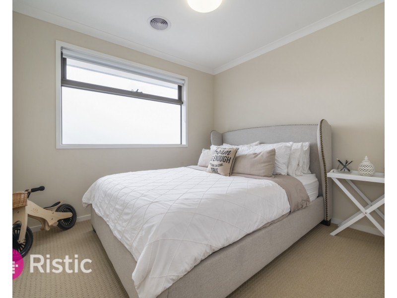 10 Etherington Drive, Mernda VIC 3754