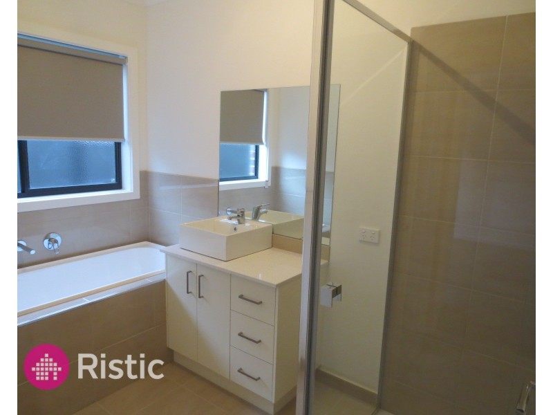 13 Ainslie Rise, Mernda VIC 3754