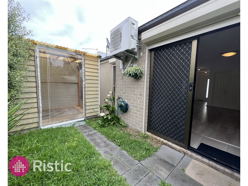 18/12 Kirkland Court, Epping VIC 3076