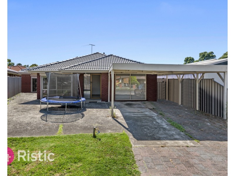 10 Brookglen Court, Epping VIC 3076