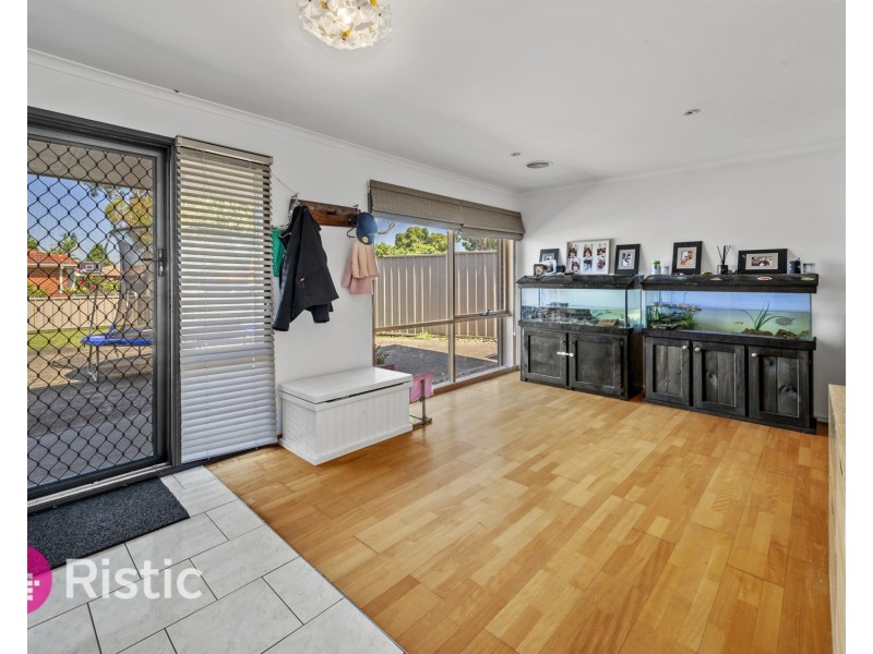 10 Brookglen Court, Epping VIC 3076