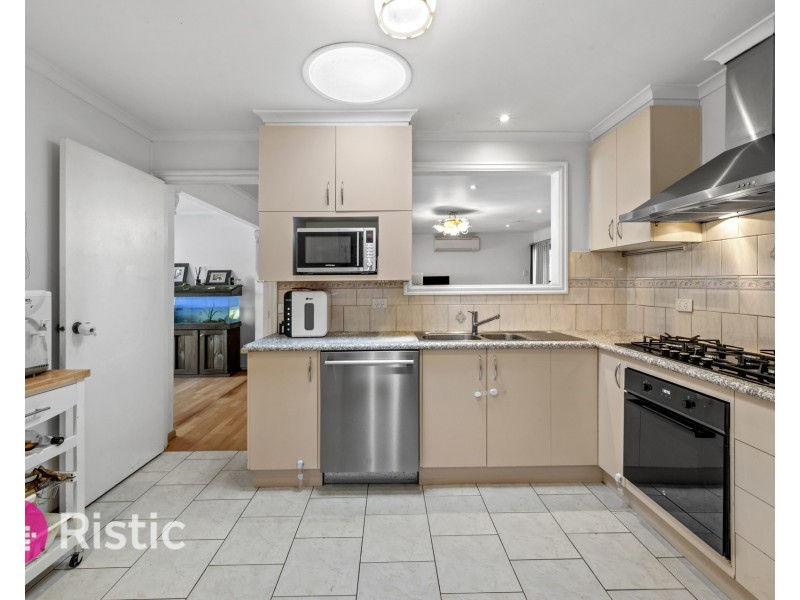 10 Brookglen Court, Epping VIC 3076