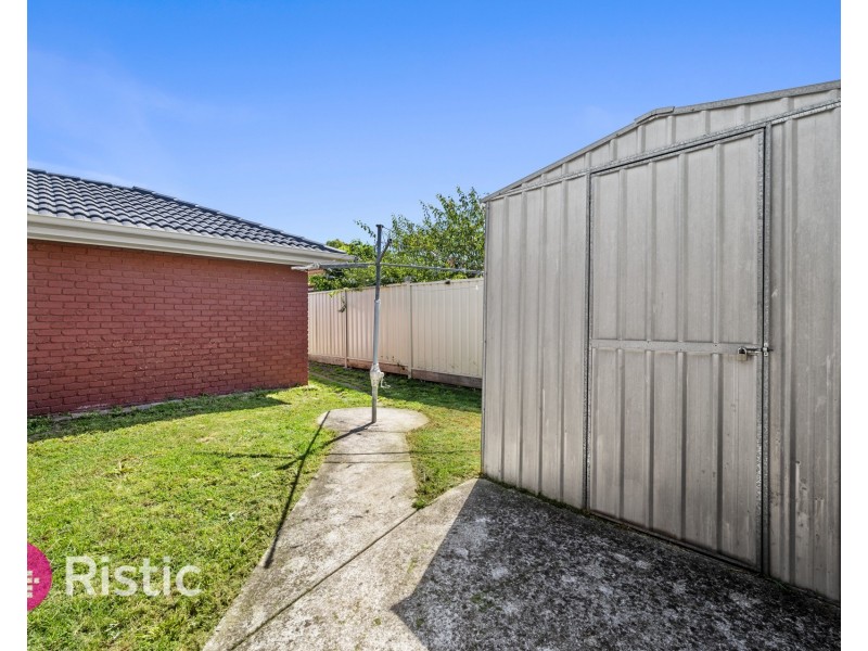 10 Brookglen Court, Epping VIC 3076