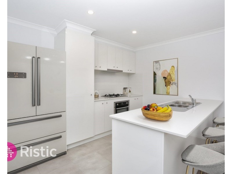 10 Catherine Walk, Wollert VIC 3750