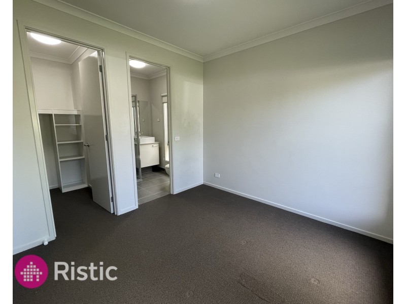 19 Portrait Way, Coburg North VIC 3058