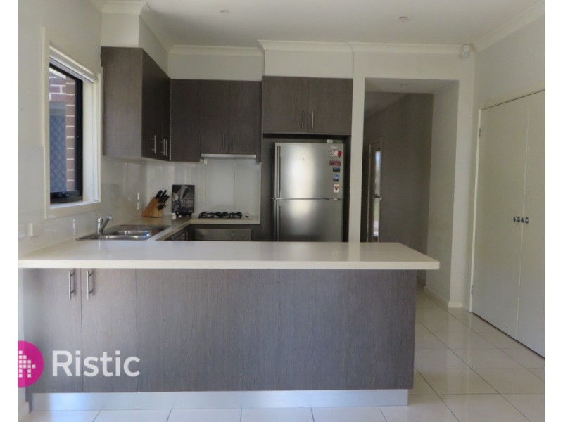 4 Persian Close, Epping VIC 3076