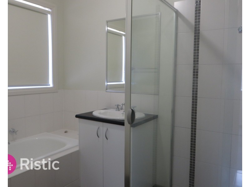 30 Delias Road, Tarneit VIC 3029