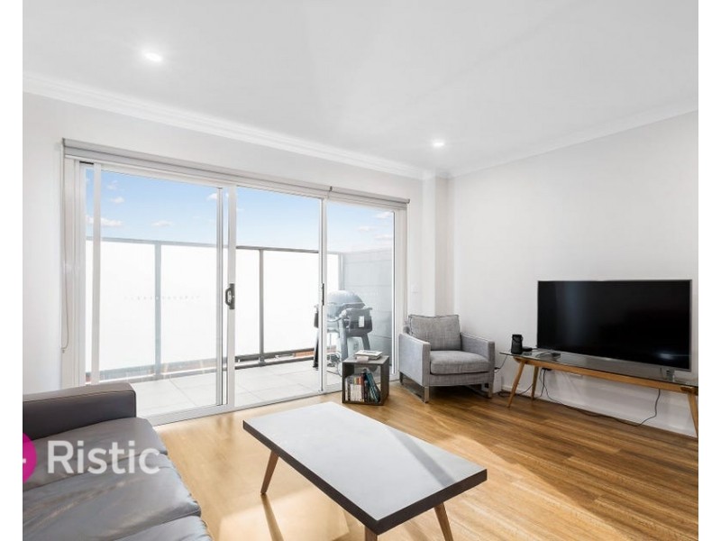 18F Houston Street, Epping VIC 3076