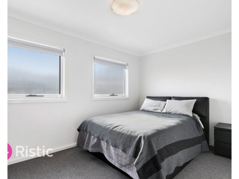 18F Houston Street, Epping VIC 3076