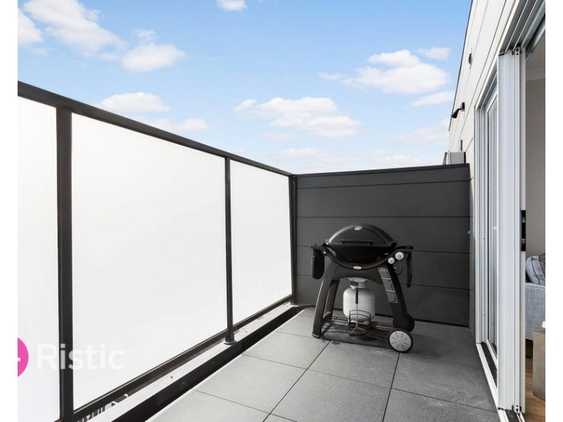 18F Houston Street, Epping VIC 3076