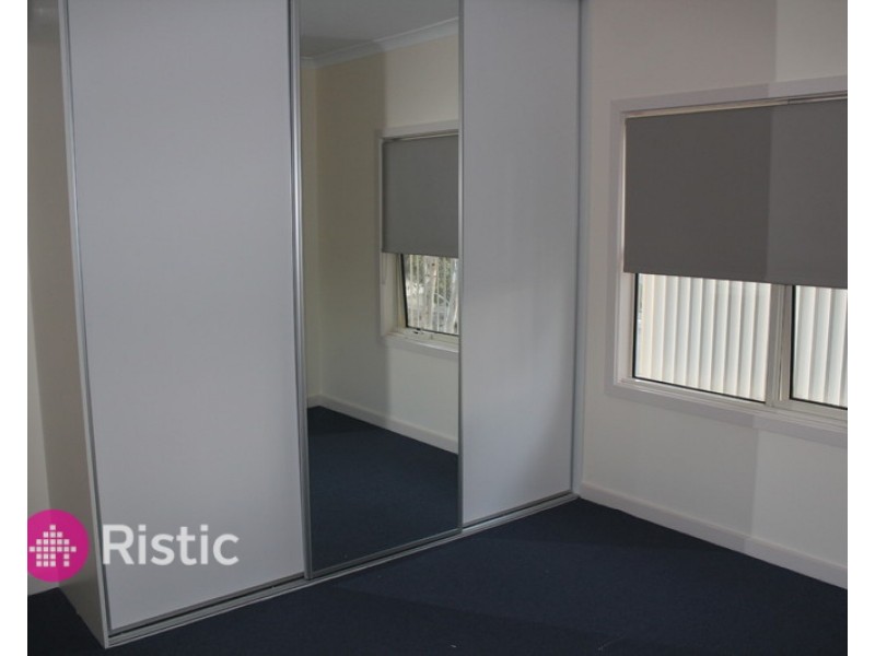 2/32 Maxwell Street, Lalor VIC 3075