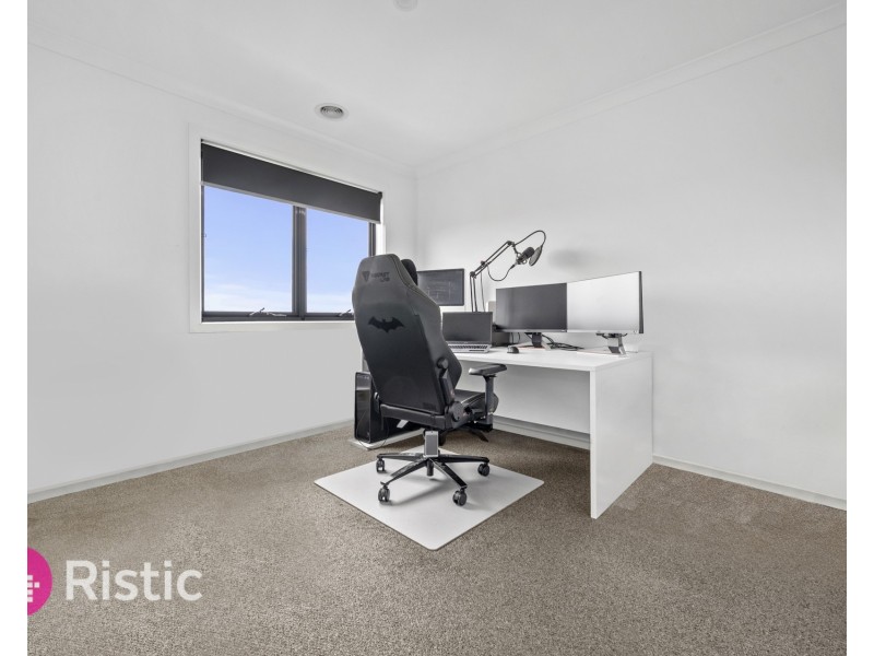 1057 Edgars Road, Wollert VIC 3750