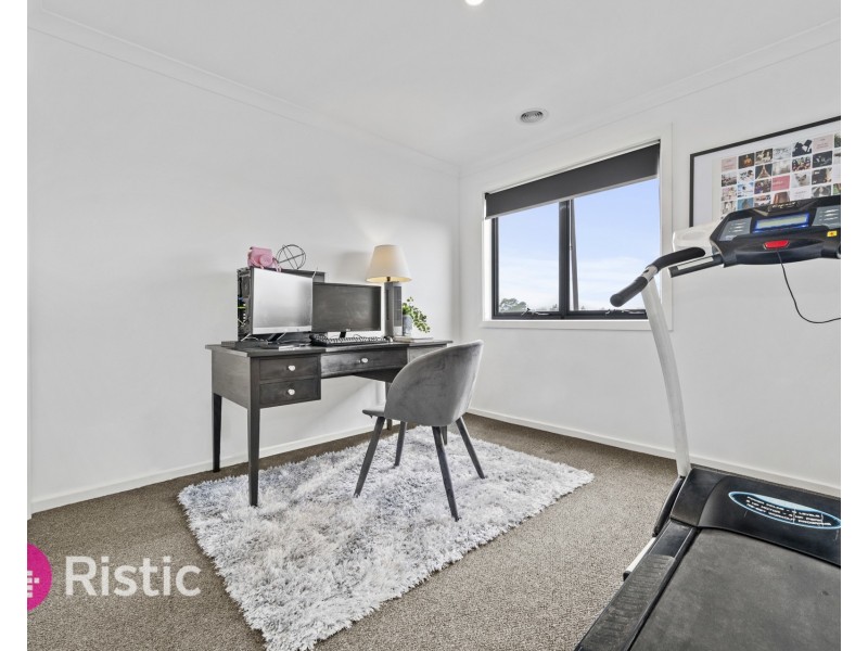 1057 Edgars Road, Wollert VIC 3750