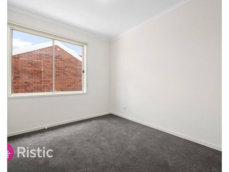 8/7 Kalman Road, Epping VIC 3076