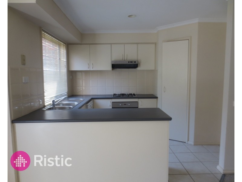 6/215 Betula Avenue, Mill Park VIC 3082