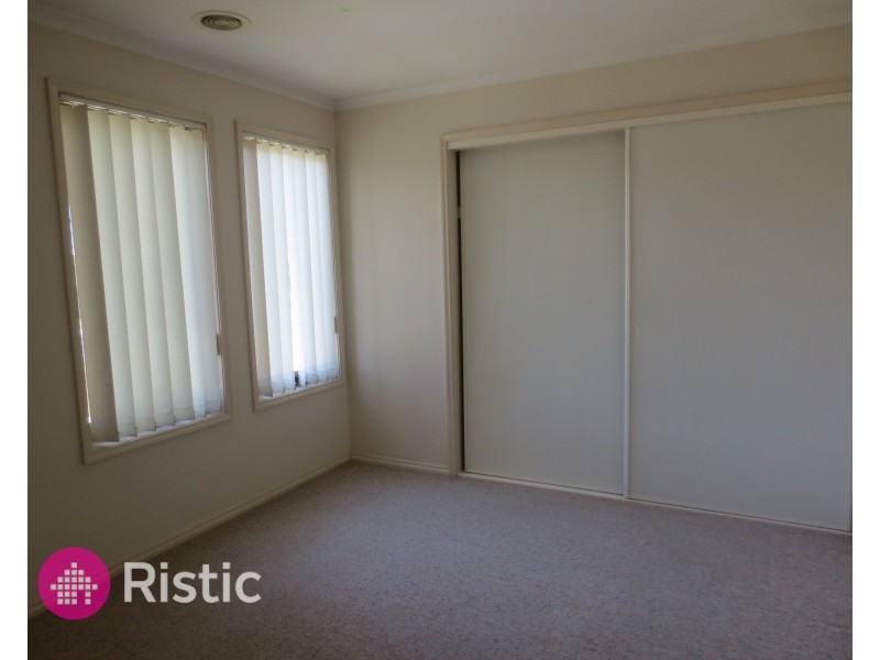 6/215 Betula Avenue, Mill Park VIC 3082