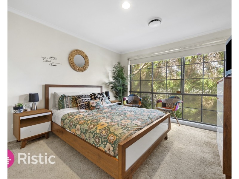 7 Monterey Court, Mill Park VIC 3082